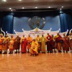 A harmadik napon az ENSZ bangkoki épületében folytatódott az ünnepség, ahol az elmúlt napok összegzéseként kiadták a bangkoki deklarációt, lásd: http://bit.ly/1D8E5Ip  Majd végül a Buddhamonthon parkban gyújtottak a résztvevők gyertyát Maha Chakri Sirindhorn thai hercegnő 60. születésnapjának tiszteletére