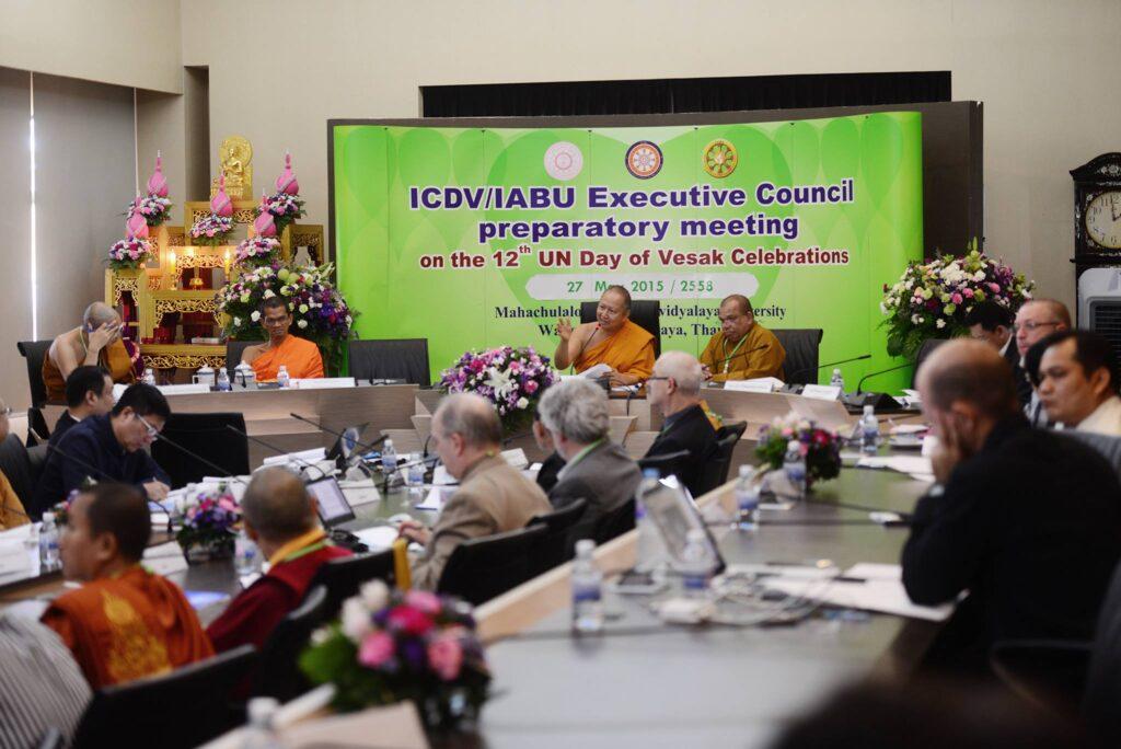A Buddhista Egyetemek Nemzetközi Szervezetének ülése Thaiföldön a Vészákh ünnepség előtt.
