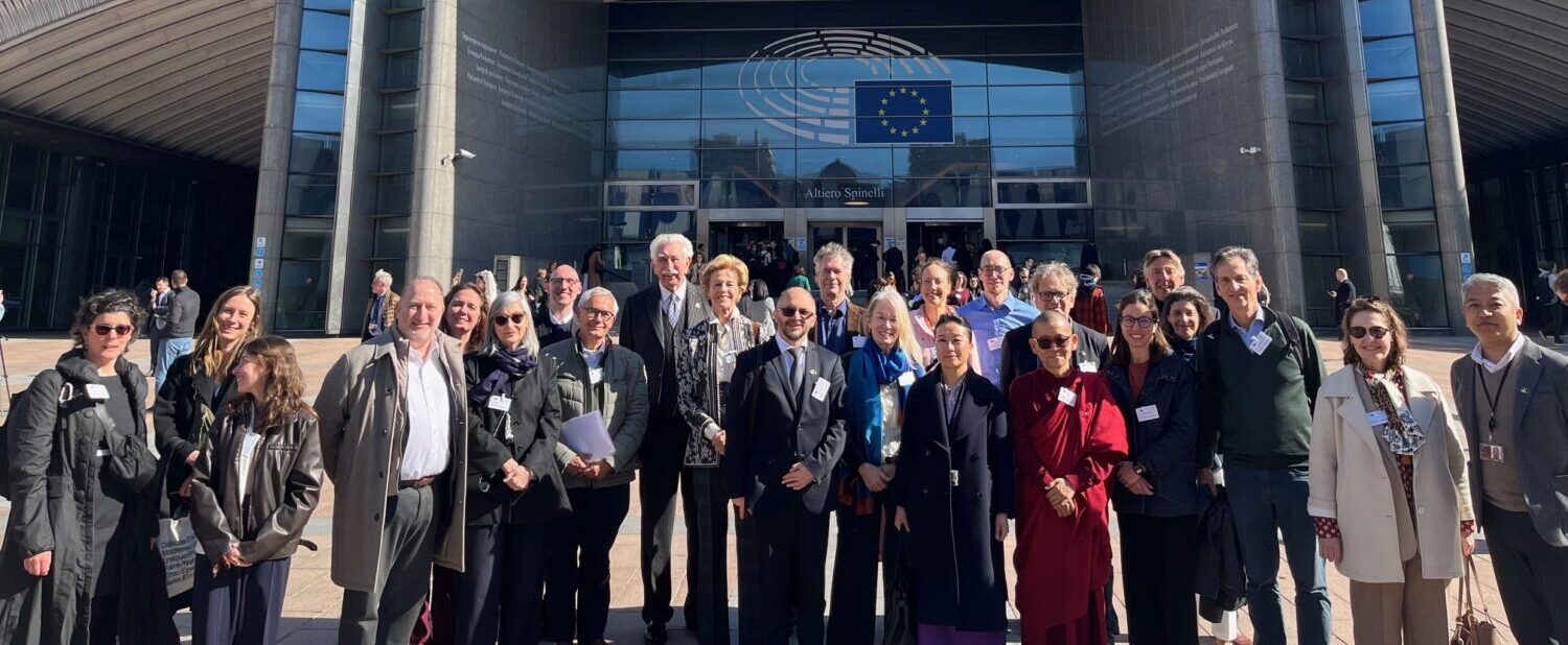 A Dalai Láma globális öröksége előtt tisztelegtek az Európai Parlamentben